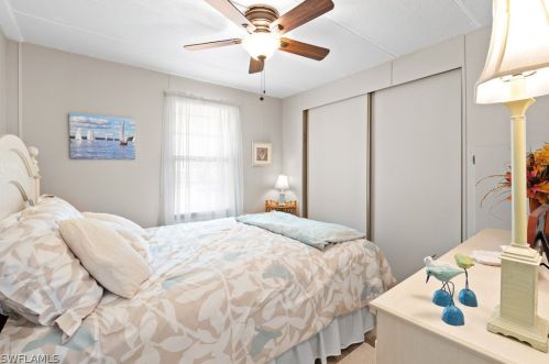 26248 Queen Mary Ln, Bonita Springs FL  34135-6536 exterior