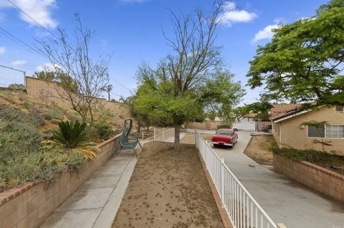 5378 Golden Ave, Riverside CA  92505-2417 exterior