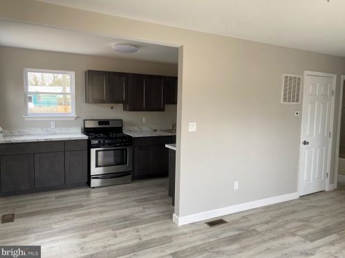 331 Constitution Dr, Lacey NJ  08731-1726 exterior