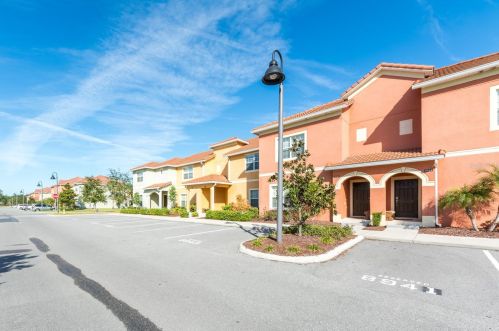8943 Candy Palm Rd, Kissimmee, FL 34747-1588