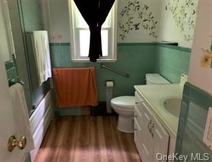 235 Lake St, South Fallsburg NY  12779-5324 exterior