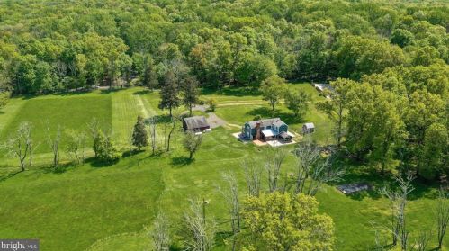 26 Union School Rd, Upper Black Eddy, PA 18972-9523
