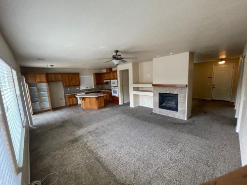 416 San Fernando Ct, Los Banos CA  93635-6451 exterior