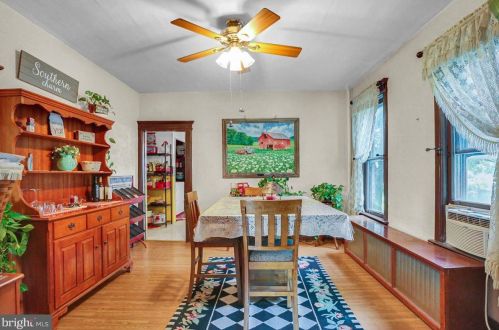 221 3rd St, Arnots Addition PA  17970-1039 exterior