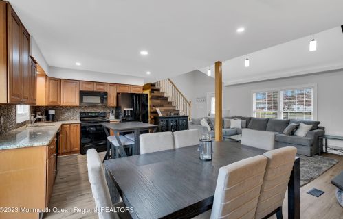 2237 Emerald Park Dr, Lacey NJ  08731-3716 exterior