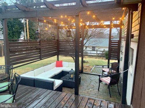 1611 Buttonwood Rd, Flourtown PA  19031-2202 exterior