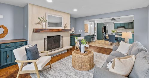 2414 Lagoon Ct, Thiensville WI  53092-5549 exterior