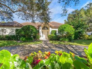 5152 Flicker Field Cir, Sarasota, FL 34231-3242