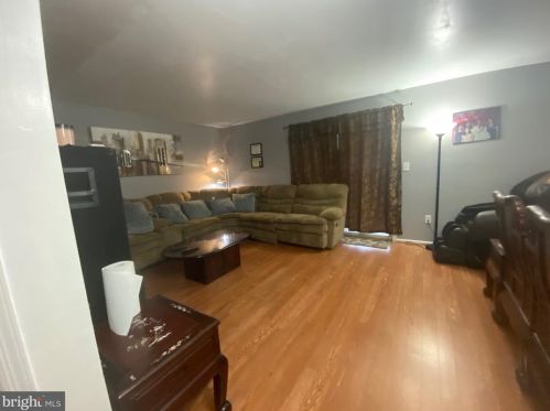 113 Borman Ave, Avenel NJ  07001-2106 exterior
