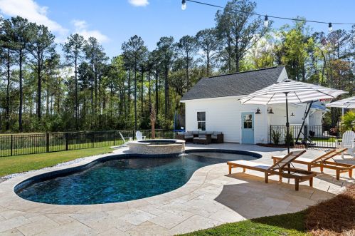 4066 Maidstone Dr, Mount Pleasant SC  29466-7506 exterior