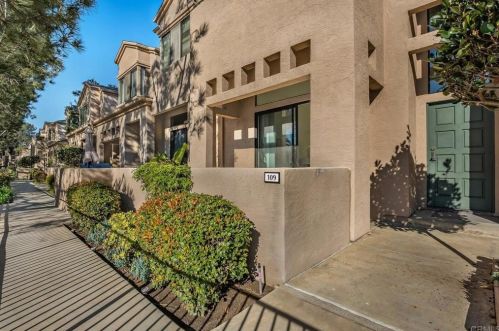 4339 Nobel Dr, San Diego, CA 92122-1582