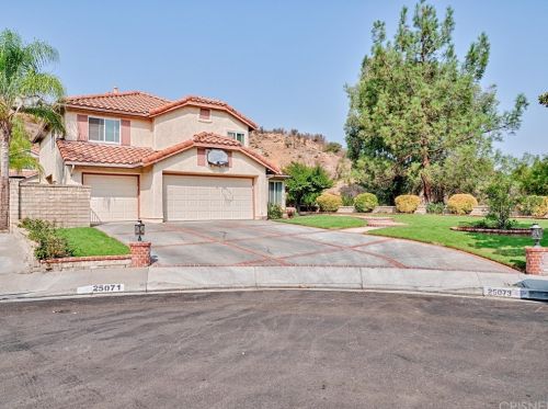 25073 Wintergreen Ct, Santa Clarita, CA 91381-2214