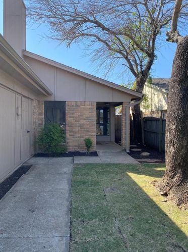3105 Green Ridge St, Fort Worth, TX 76133-7249