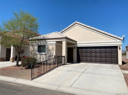 2413 Stonebridge Dr, Bullhead City, AZ 86442-7677