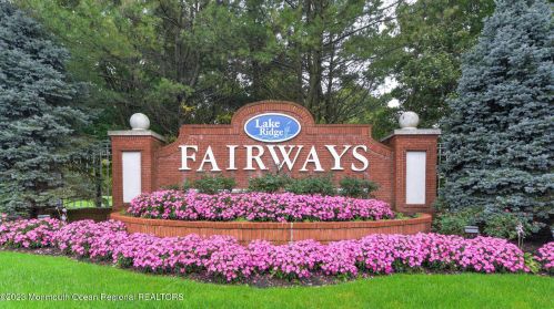 23 Morning Glory Ln, Lakewood NJ  08701-5718 exterior