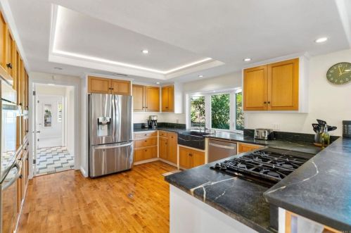 1322 Hamilton Ln, Escondido CA  92029-4316 exterior