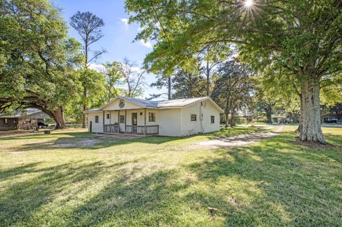 3794 Earlston Rd, Graceville, FL 32440-4620