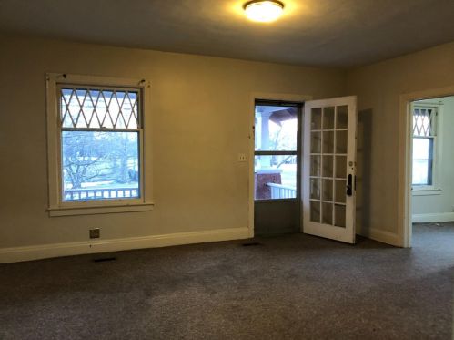 573 Main St, Wilmington OH  45177-2122 exterior