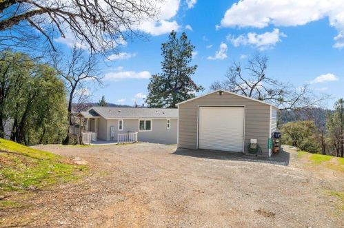 20063 Post Chaise Cir, Grass Valley CA  95949-9585 exterior