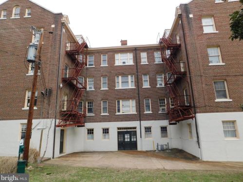 700 Prince Edward St, Fredericksburg VA  22401-5944 exterior