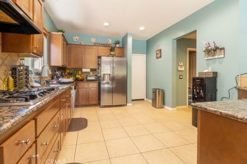 19515 Palomar St, Lake Elsinore CA  92530-6393 exterior