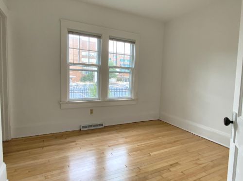 111 77 St, Milwaukee WI 53219-3743 exterior