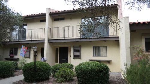 612 Bel Air Dr, Vista, CA 92084-5525