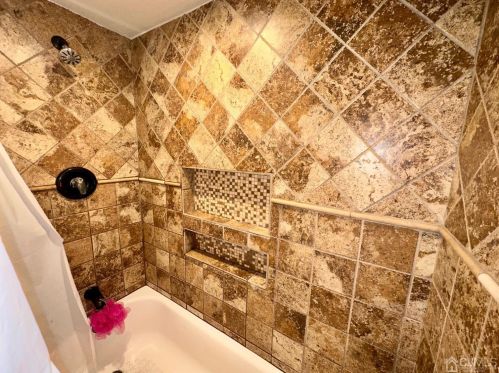 127 Fulton St, Woodbridge NJ  07095-2619 exterior