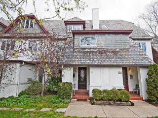511 Amberson Ave, Pittsburgh, PA 15232-1412
