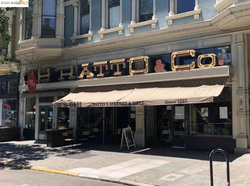 569 9th St, Oakland CA  94607-3833 exterior