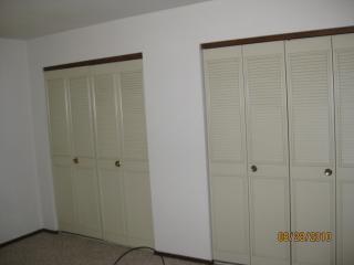 655 Linden Ave, Hartford, WI 53027-2252