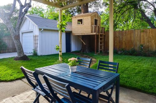 817 Cross St, Woodland CA  95695-4040 exterior