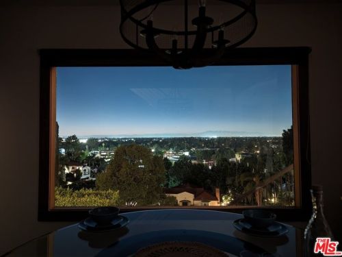 11264 Sunshine Ter, North Hollywood CA  91604-3124 exterior