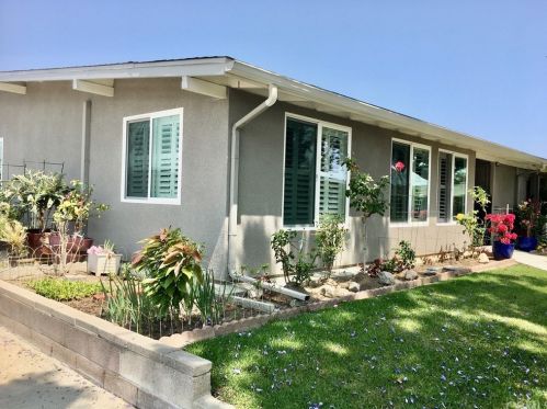13231 Seaview Ln, Seal Beach, CA 90740-7209