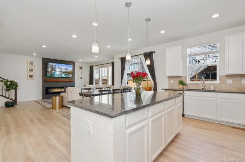 9450 Rifle St, Denver CO  80022-0643 exterior