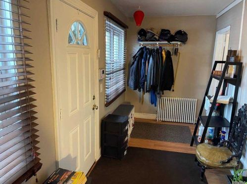 119-27 192nd St, Jamaica, NY 11412-1042