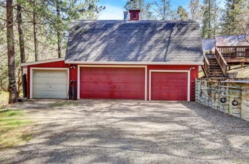 18880 Blackhawk Ct, Grass Valley CA  95949-8324 exterior