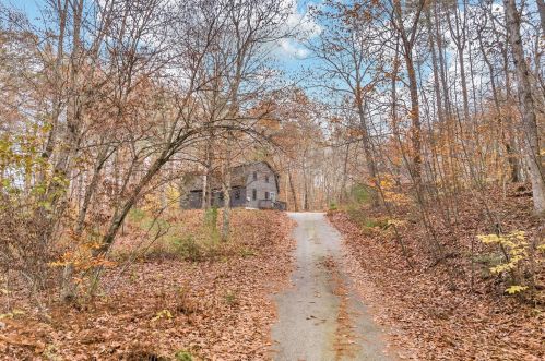 318 Halls Village Rd, Chester, NH 03036-4217