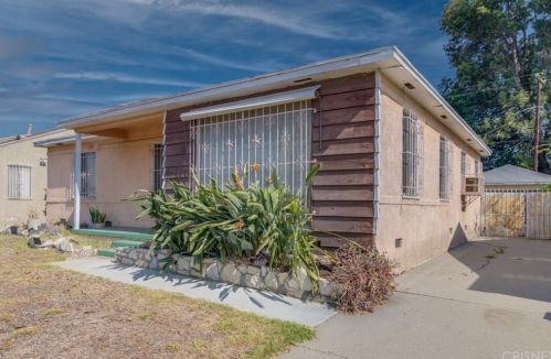 953 Myrrh St, Compton, CA 90220-2910