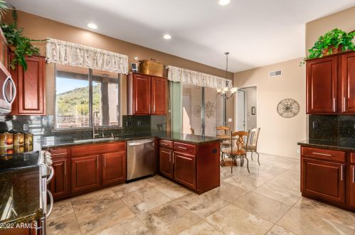 38509 34th Ave, Phoenix AZ 85053-2909 exterior