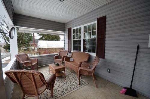 218 Washington St, Ligonier, PA 15658-1337