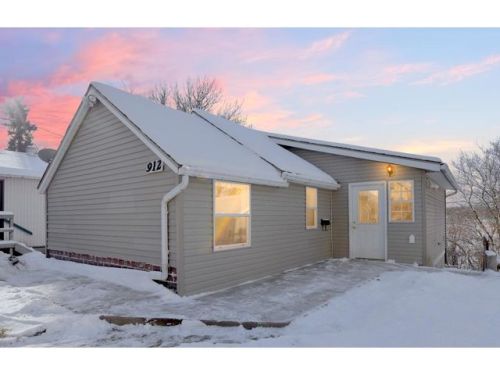 912 6 St, Brainerd MN  56401-4045 exterior