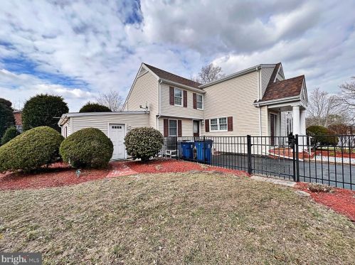 115 Lake Dr, Laurel DE  19956-1707 exterior