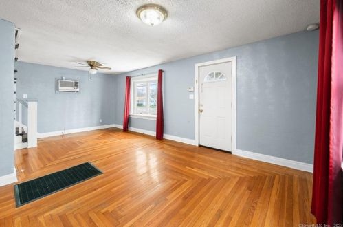 544 New Britain Ave, Hartford, CT 06106-4042