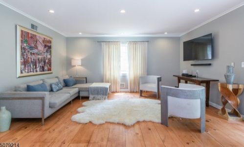 318 Park St, Montclair NJ  07043-2232 exterior