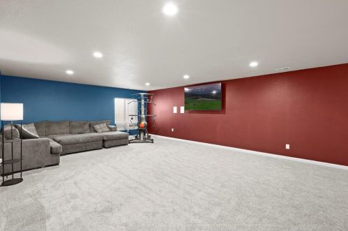 955 Los Charros Dr, Pueblo CO 81007-6167 exterior