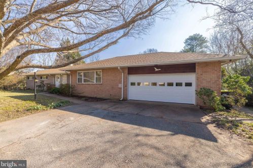 2112 Foulk Rd, Wilmington, DE 19810-4716