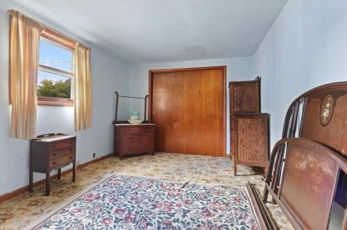 881 Velp Ave, Green Bay WI  54303-3849 exterior