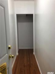 304 Jericho Tpke, Floral Park NY  11001-2108 exterior