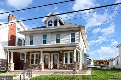 479 State St, West Enola PA  17025-3004 exterior